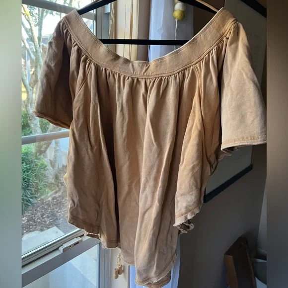 Free People Kiss Me Off Shoulder Top - Picture 4 of 7